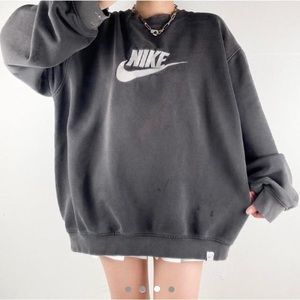 Nike crewneck